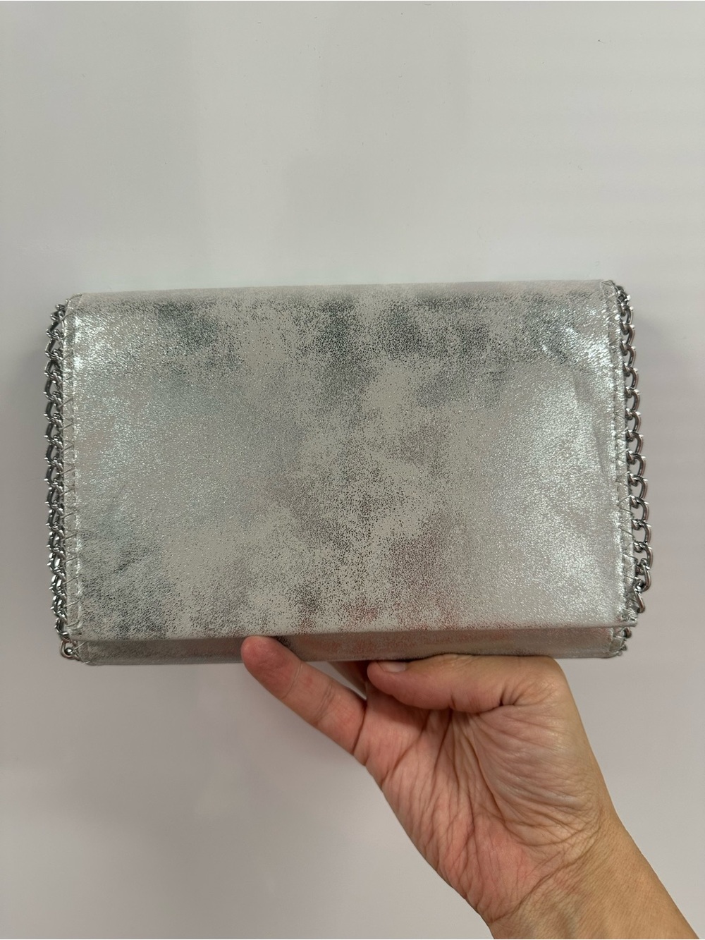 Perfect for parties! 🎉 Silver Metallic Chain-Trim Women's Clutch